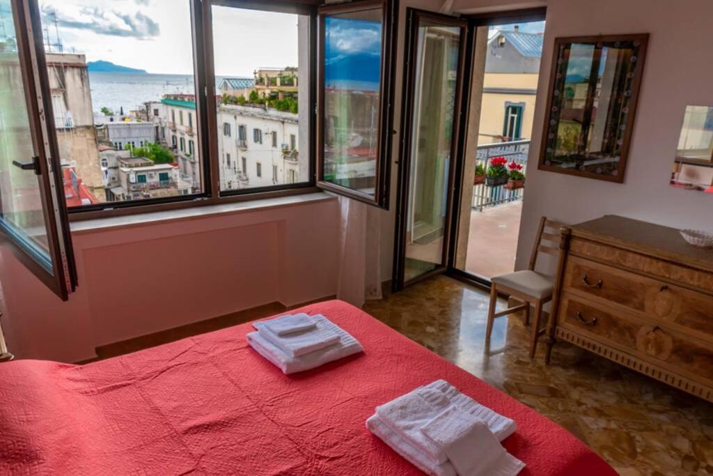 La Finestra Sul Golfo Apartment Naples Exterior photo