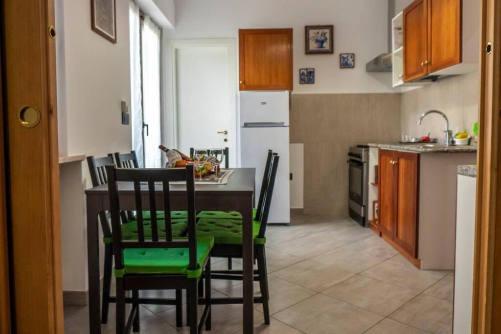 La Finestra Sul Golfo Apartment Naples Exterior photo